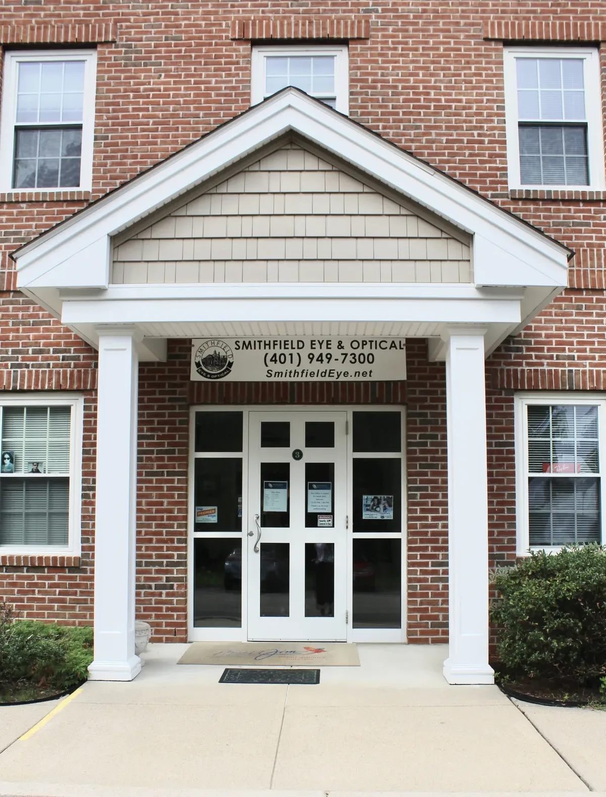 Smithfield Eye & Optical entrance in Greenville, Rhode Island.